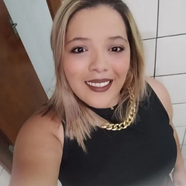 WhatsApp-Image-2025-04-09-at-16.49.52-3-1.webp